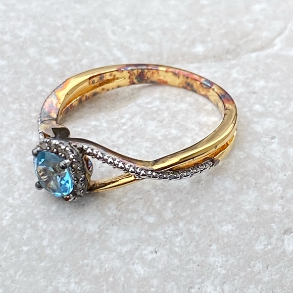 Danbury Mint Blue Topaz Diamond ring gold plated Sterling silver - Picture 5 of 9
